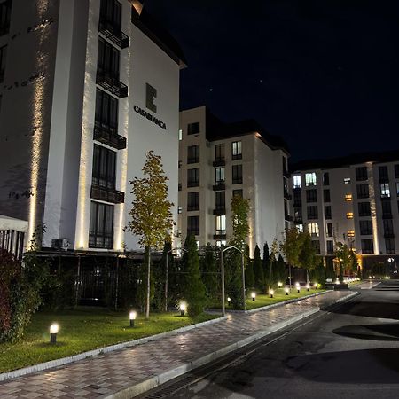 Casablanca Apart Hotel Bisjkek Eksteriør bilde
