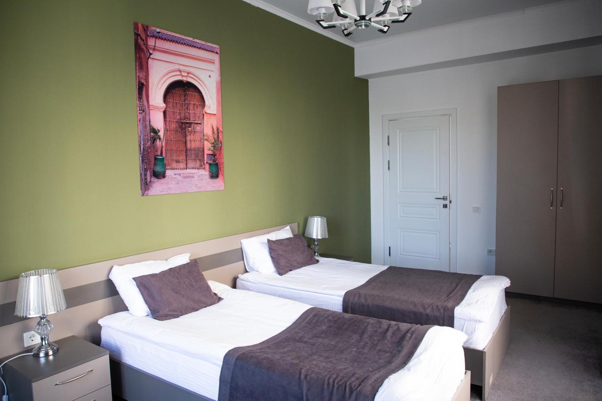Casablanca Apart Hotel Bisjkek Eksteriør bilde